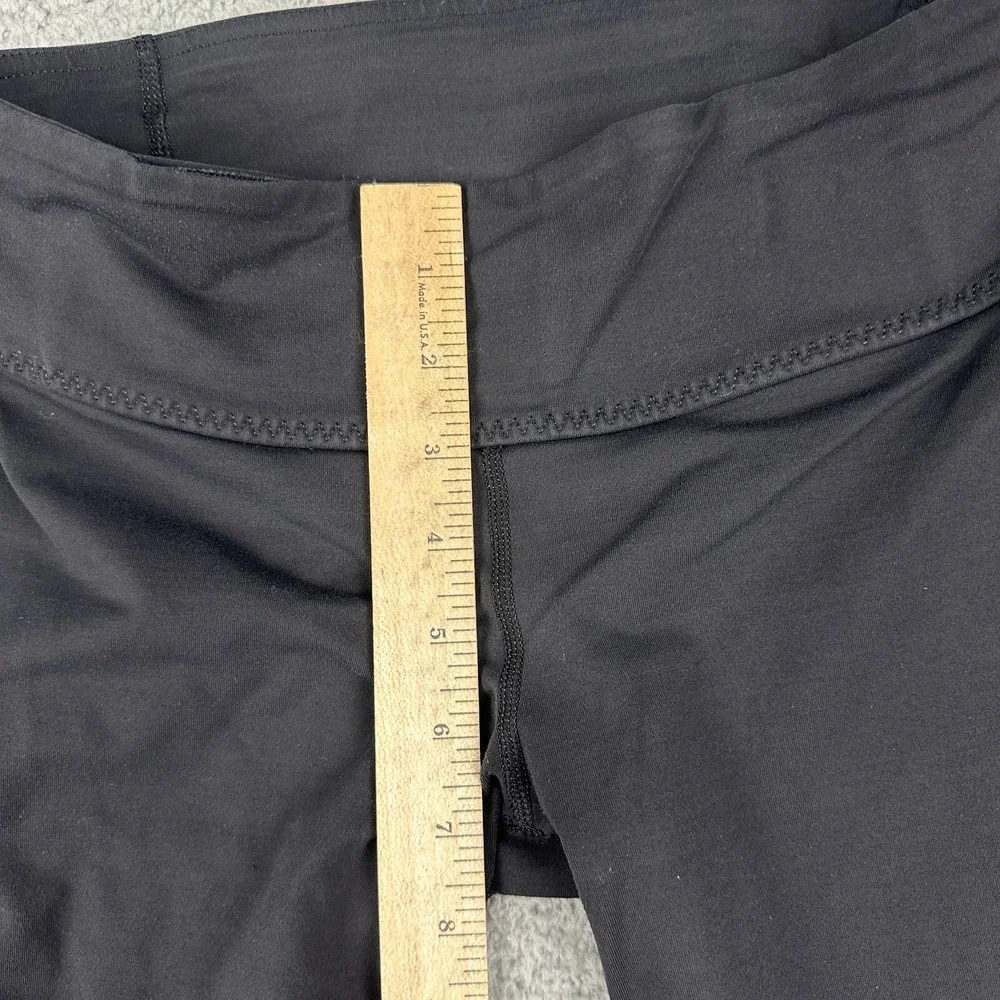 Lululemon Capri Leggings Womens 6 Black Back Zip Pocket Athletic Yoga Pants